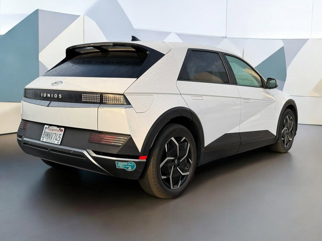 Used 2024 Hyundai Ioniq 5 SE image 21
