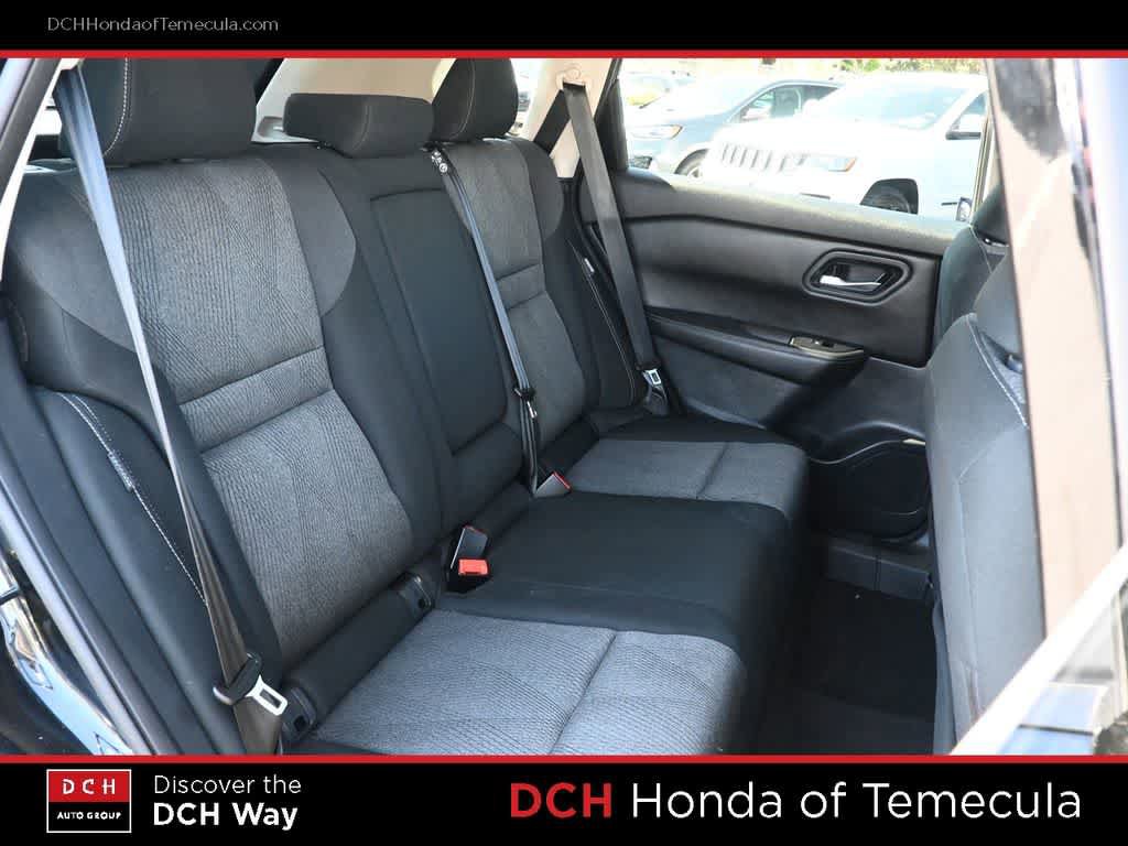 Used 2024 Nissan Rogue SV FWD image 21