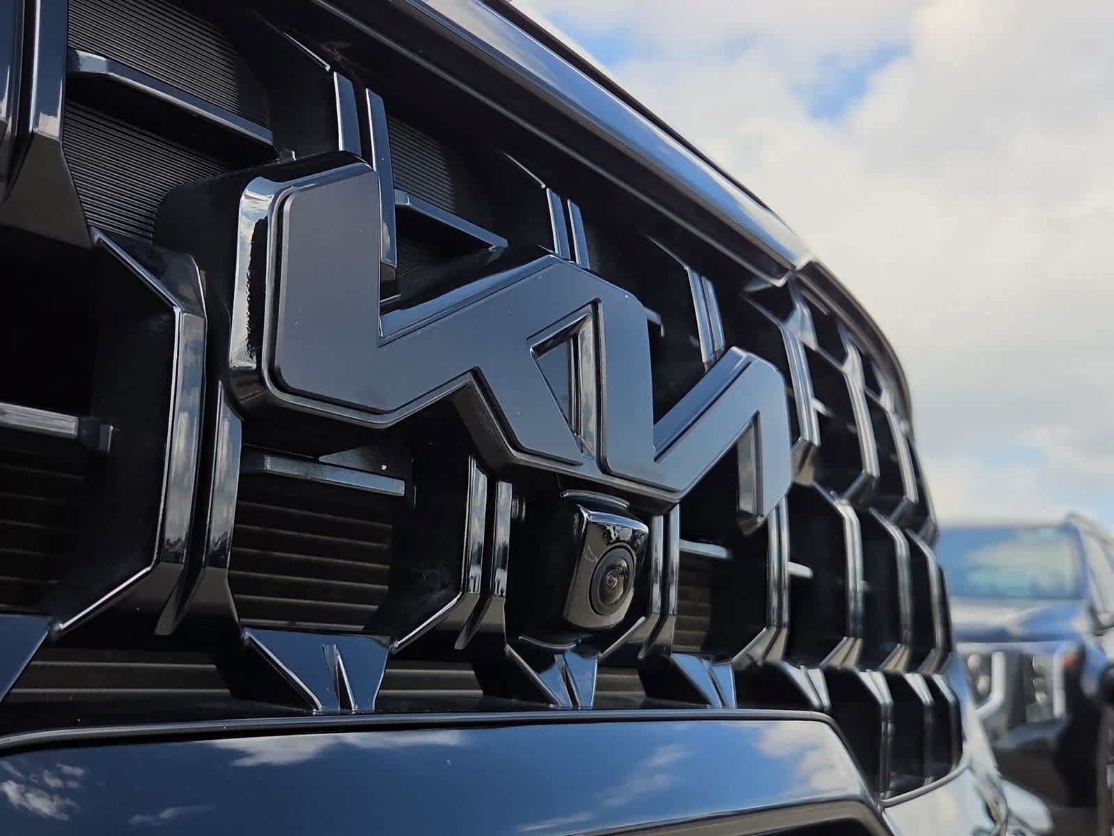Certified 2025 Kia Telluride SX Prestige X-Line AWD/4WD image 11