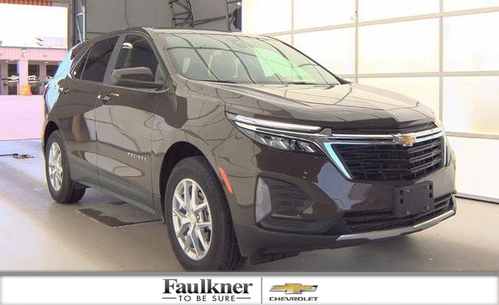 Used 2023 Chevrolet Equinox LT AWD/4WD image 1