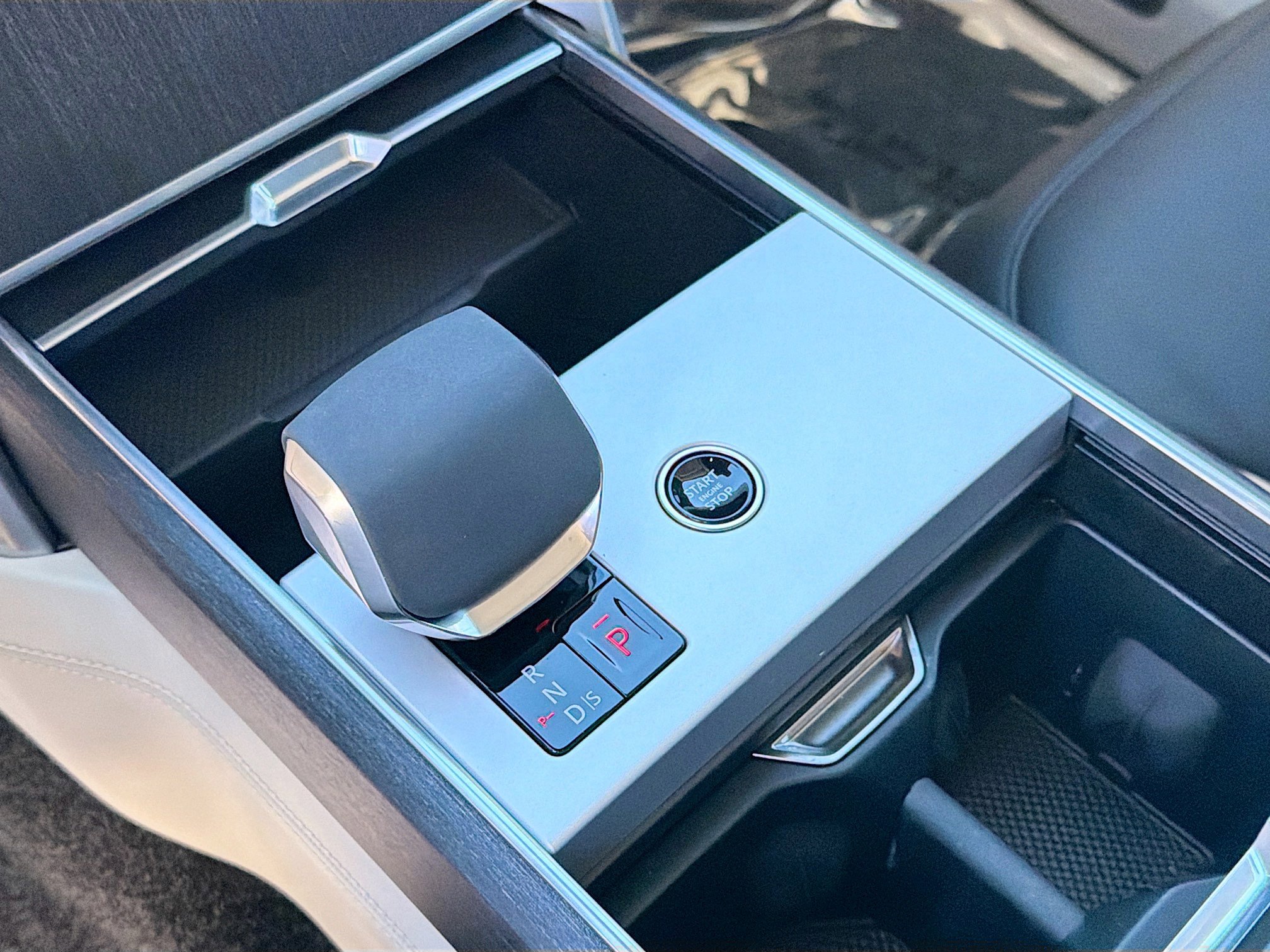 Used 2024 Land Rover Range Rover Autobiography AWD/4WD image 29