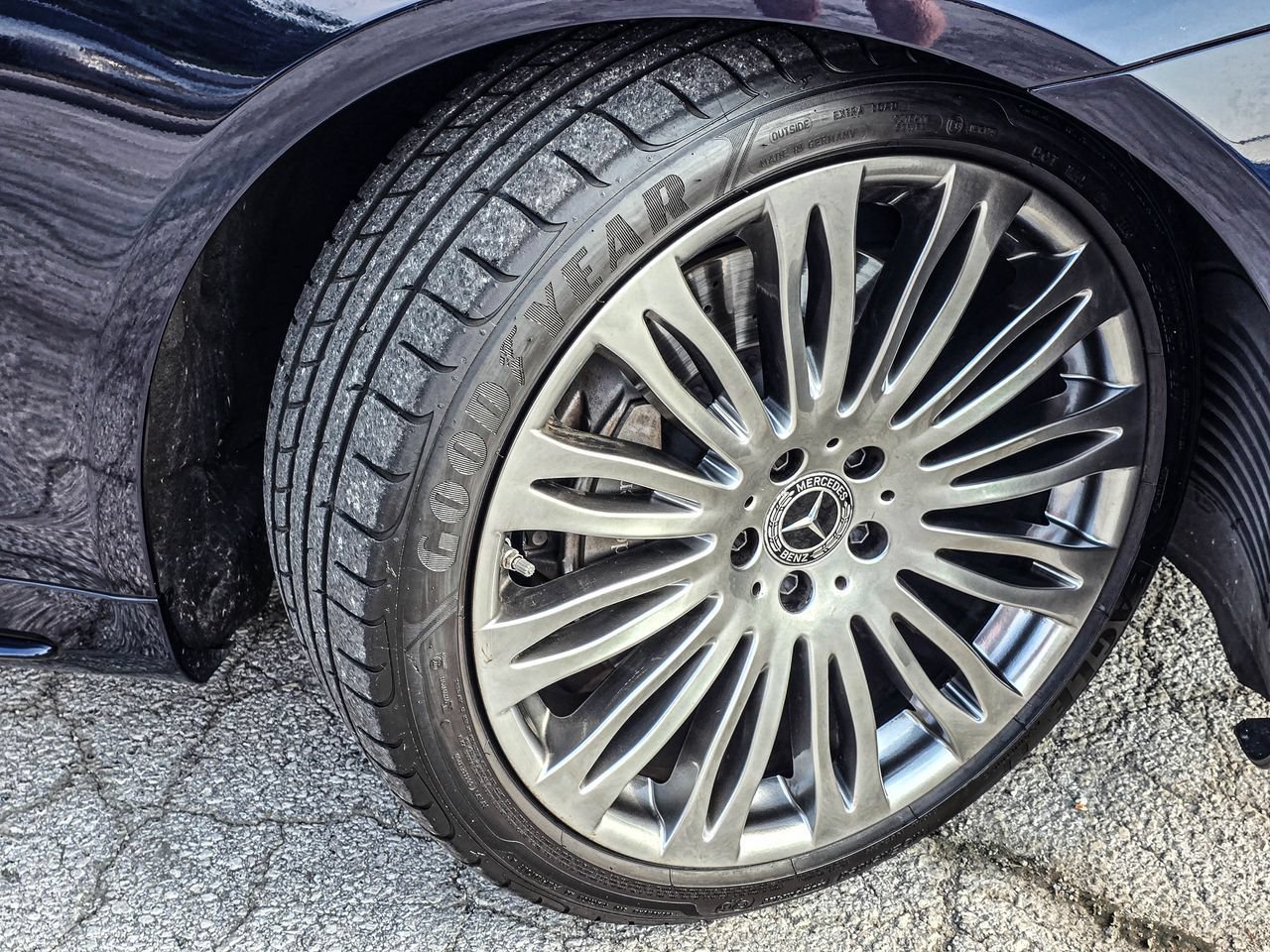 Used 2019 Mercedes-Benz S 560 Sedan image 7
