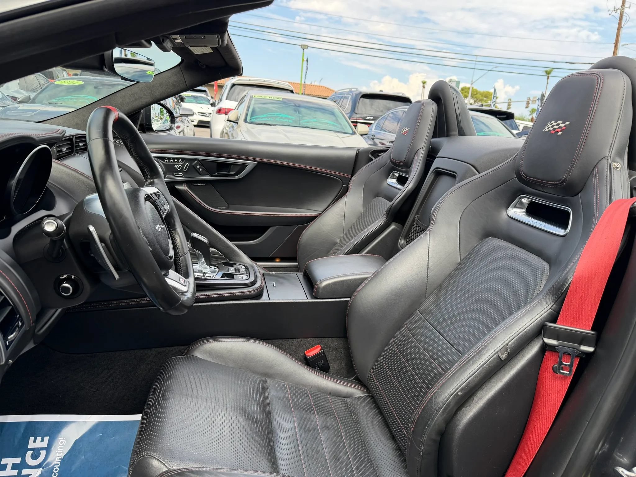 Used 2020 Jaguar F-TYPE Convertible RWD image 16