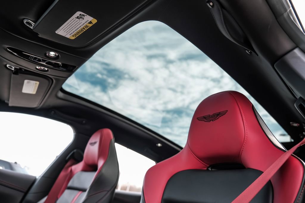 Used 2024 Aston Martin DBX 707 image 23