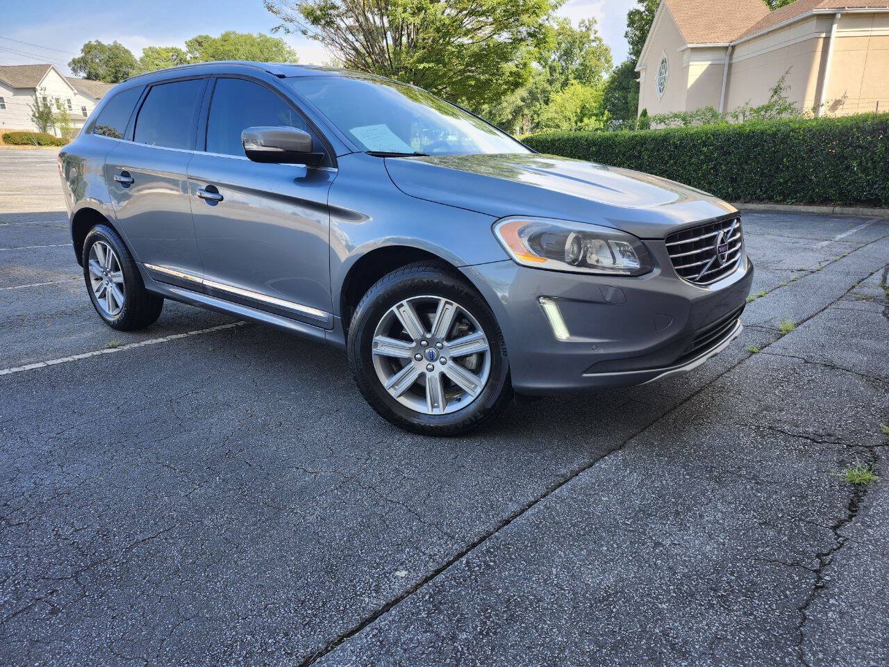 Used 2017 Volvo XC60 T5 Inscription w/ Preferred Option Package