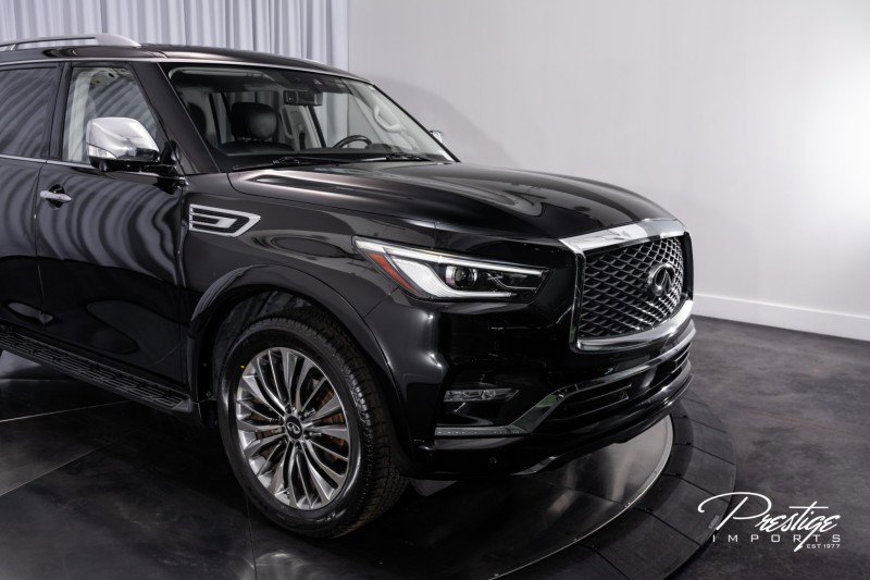 Used 2020 INFINITI QX80 Luxe w/ Proactive Package image 2