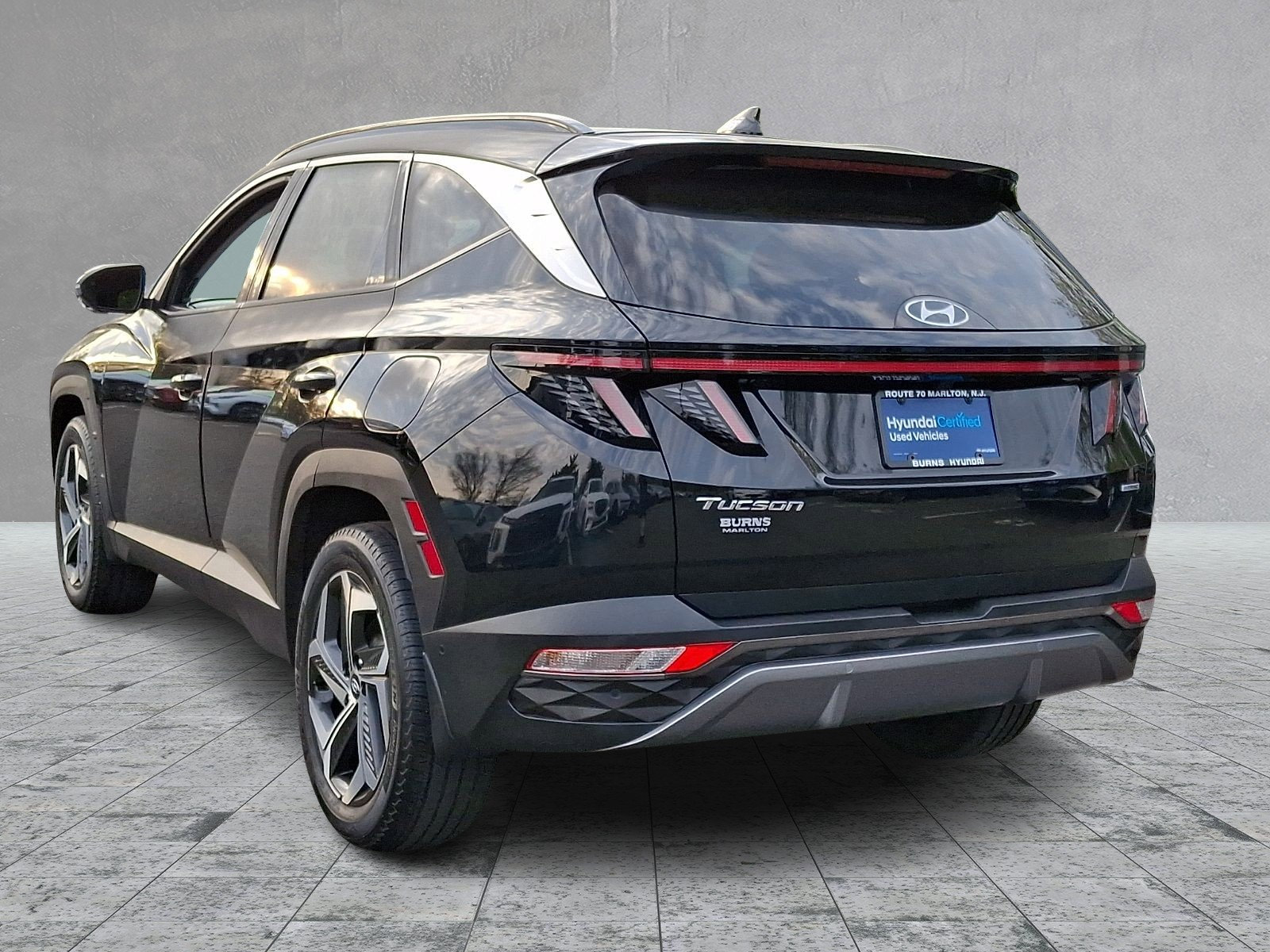 Certified 2023 Hyundai Tucson Limited w/ Cargo Package AWD/4WD image 6