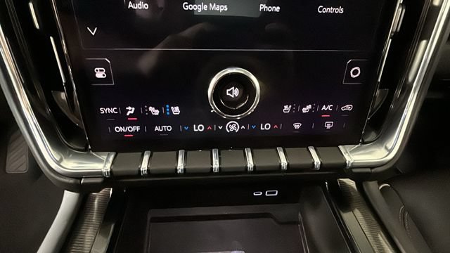 New 2026 GMC Yukon XL Elevation w/ Elevation Premium Package AWD/4WD image 22