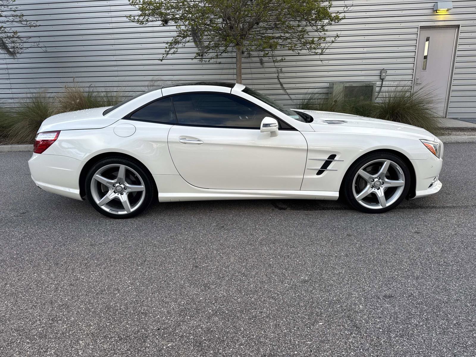 Used 2016 Mercedes-Benz SL 550 image 5