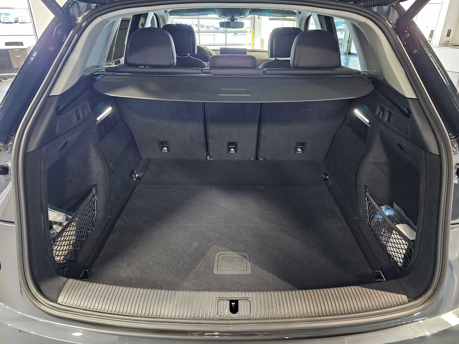 Used 2025 Audi Q5 2.0T Premium w/ Convenience Plus Package image 16