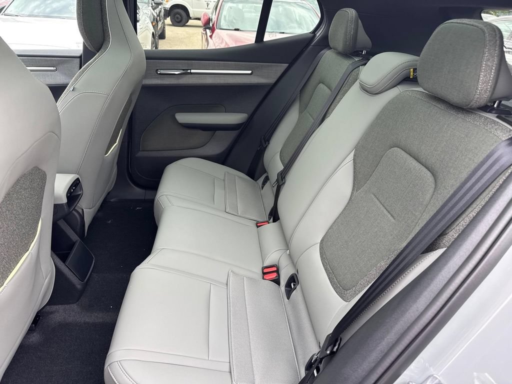 New 2026 Volvo EX30 Plus w/ Climate Package AWD/4WD image 9