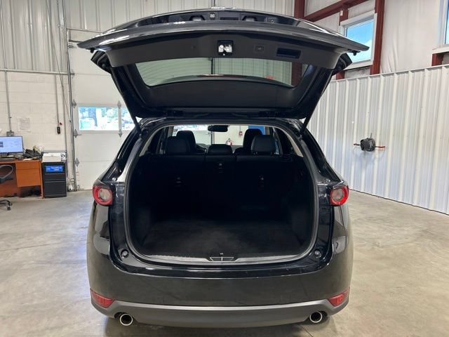 Used 2018 MAZDA CX-5 Touring w/ Preferred Equipment Package AWD/4WD image 19
