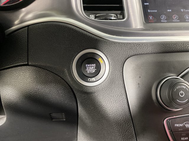 Used 2021 Dodge Charger SXT RWD image 25