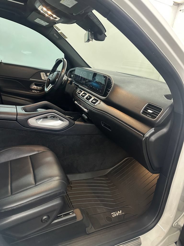 Used 2022 Mercedes-Benz GLE 350 4MATIC w/ AMG Line Exterior image 33