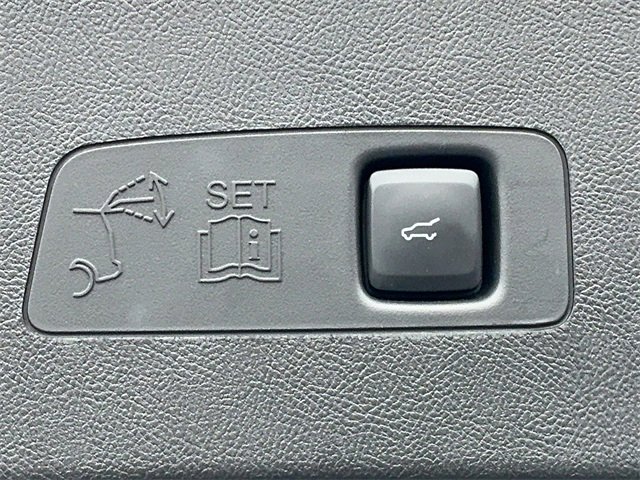 Used 2023 Lincoln Corsair Reserve w/ Equipment Group 201A image 15