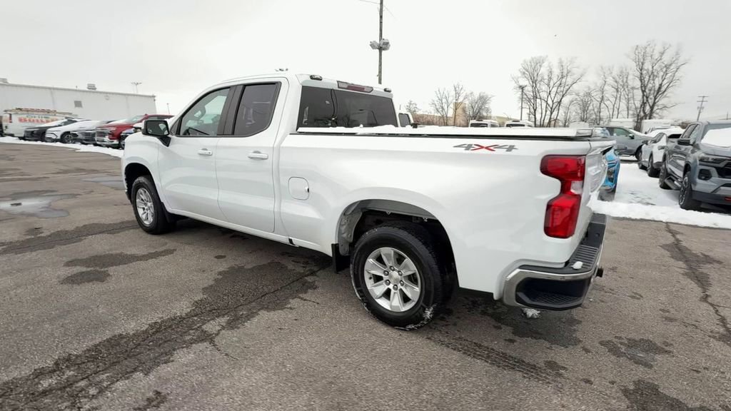 Used 2020 Chevrolet Silverado 1500 LT w/ Convenience Package image 6