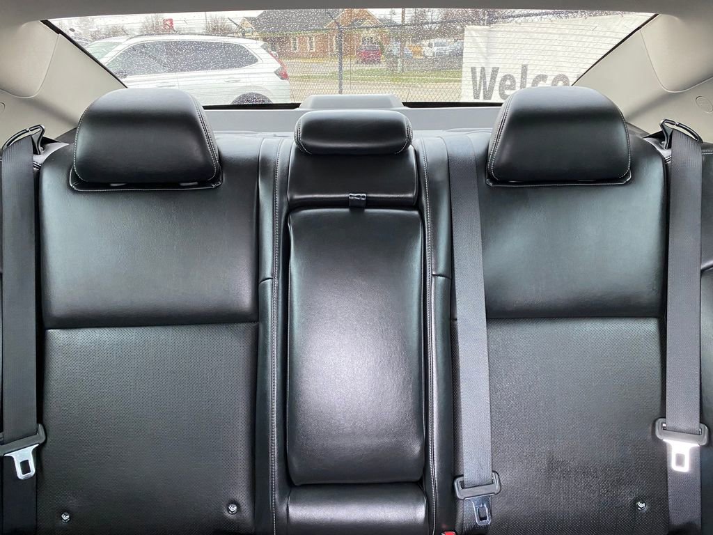 Used 2017 Nissan Maxima Platinum FWD image 28