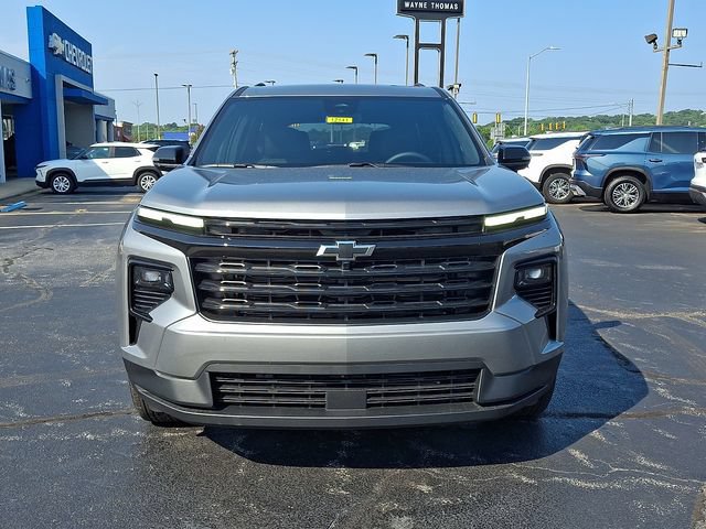 New 2026 Chevrolet Traverse LT w/ Midnight/Sport Edition FWD image 2