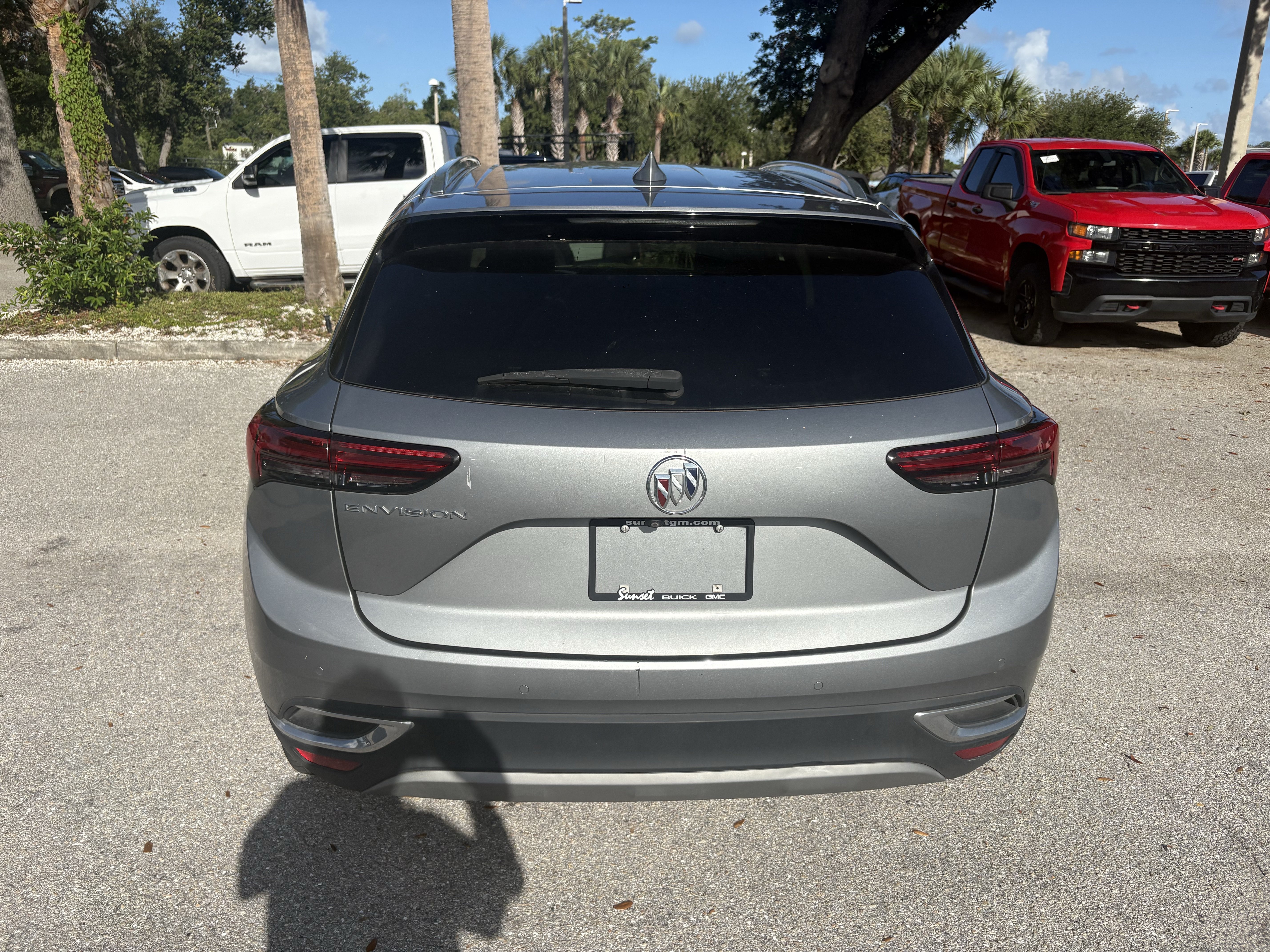 Used 2023 Buick Envision Essence FWD image 6
