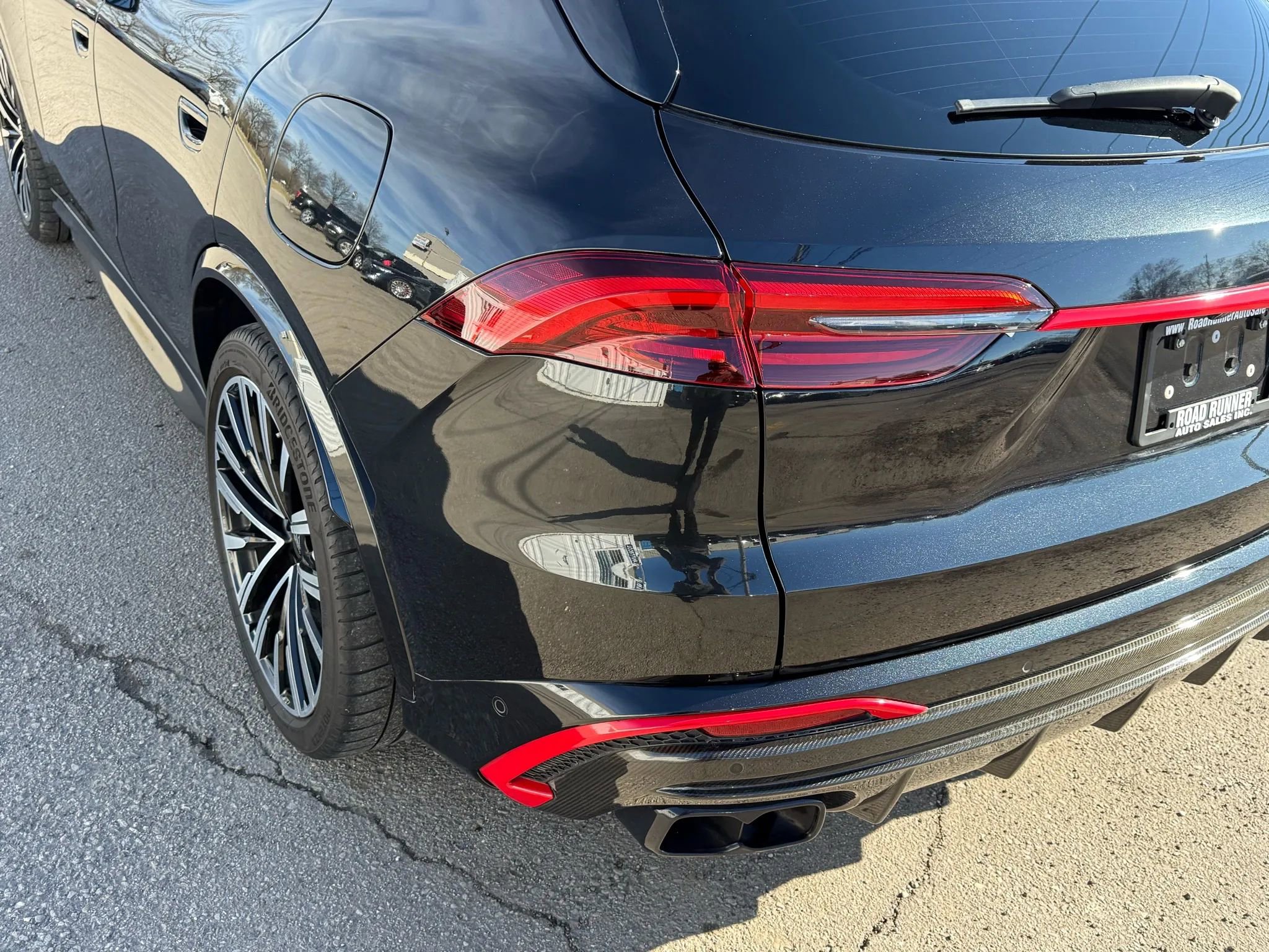 Used 2024 Maserati Grecale Trofeo image 10