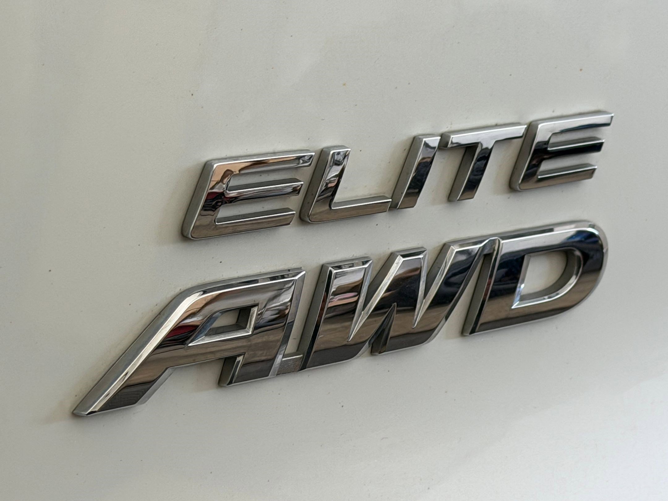 Used 2017 Honda Pilot Elite image 33