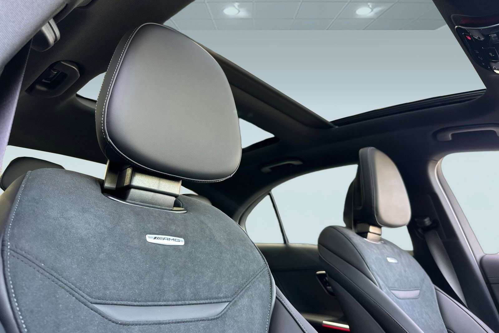 New 2025 Mercedes-Benz C 36 AMG S image 15