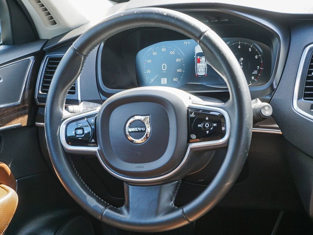 Used 2019 Volvo XC90 T6 Momentum w/ Advanced Package AWD/4WD image 17