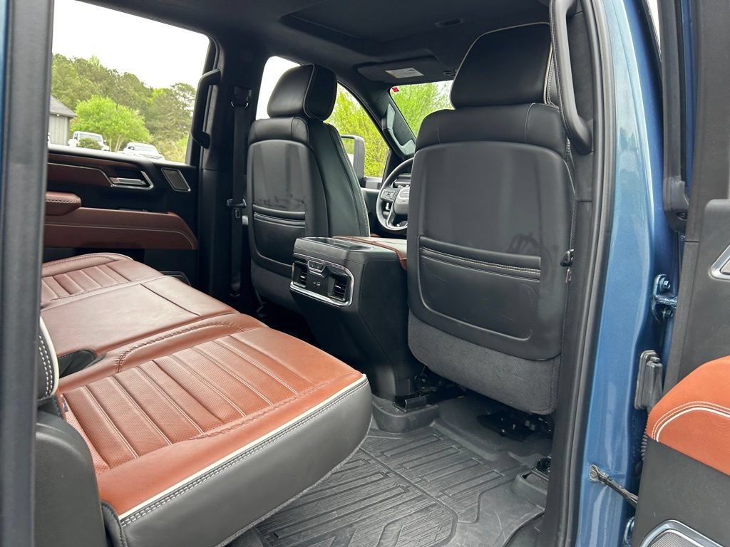 Used 2025 GMC Sierra 2500 Denali Ultimate AWD/4WD image 58
