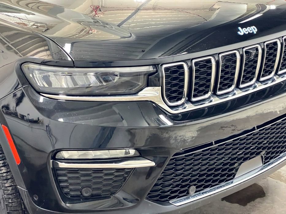 New 2024 Jeep Grand Cherokee Limited 4xe w/ Luxury Tech Group II image 14