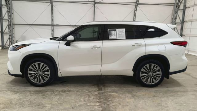 Used 2021 Toyota Highlander Platinum image 5
