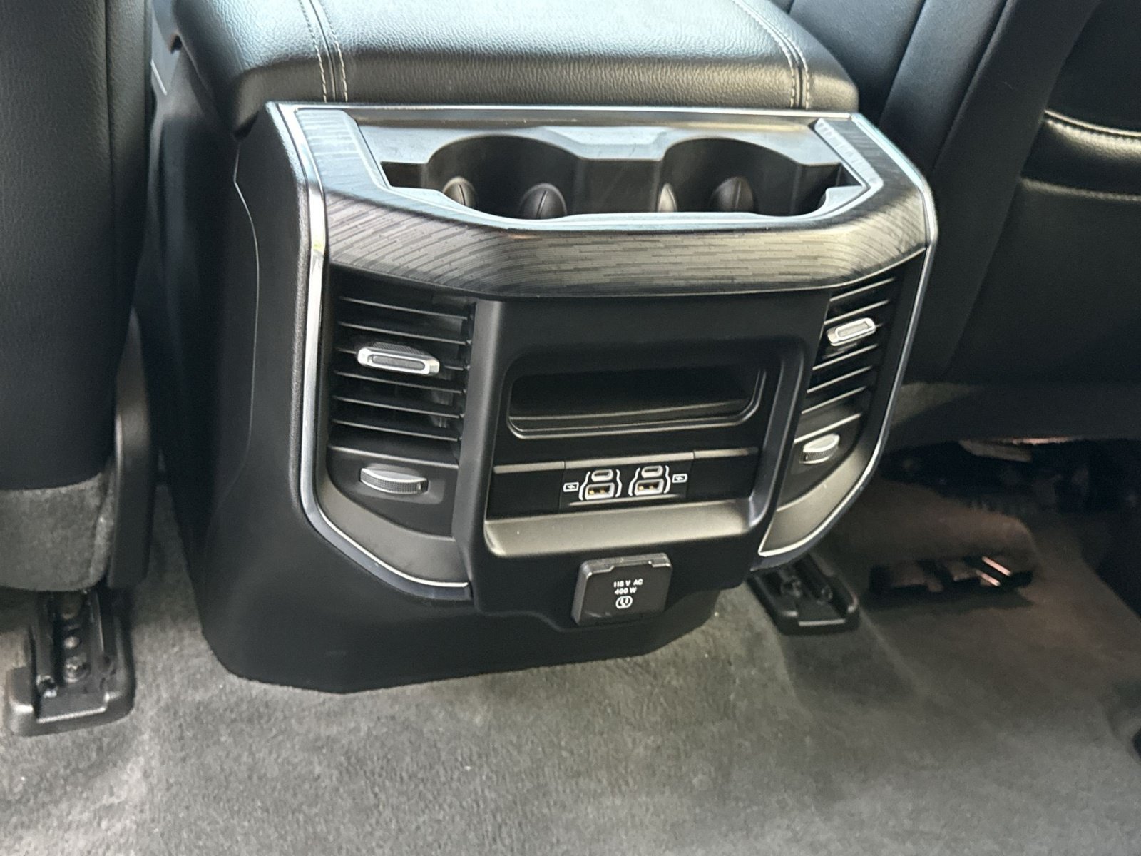 Used 2024 RAM 1500 Laramie RWD image 44