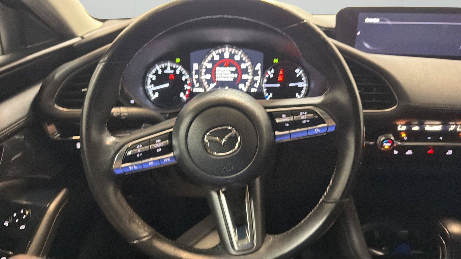 Used 2021 MAZDA MAZDA3 s FWD image 22