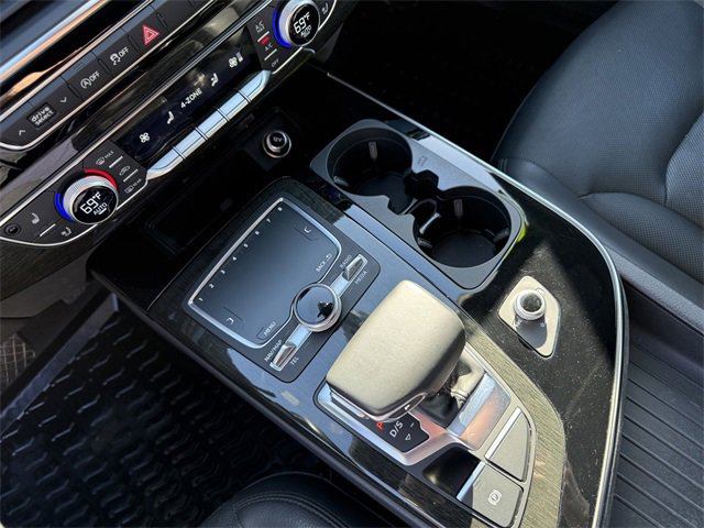 Used 2018 Audi Q7 3.0T Prestige w/ Prestige Package image 26