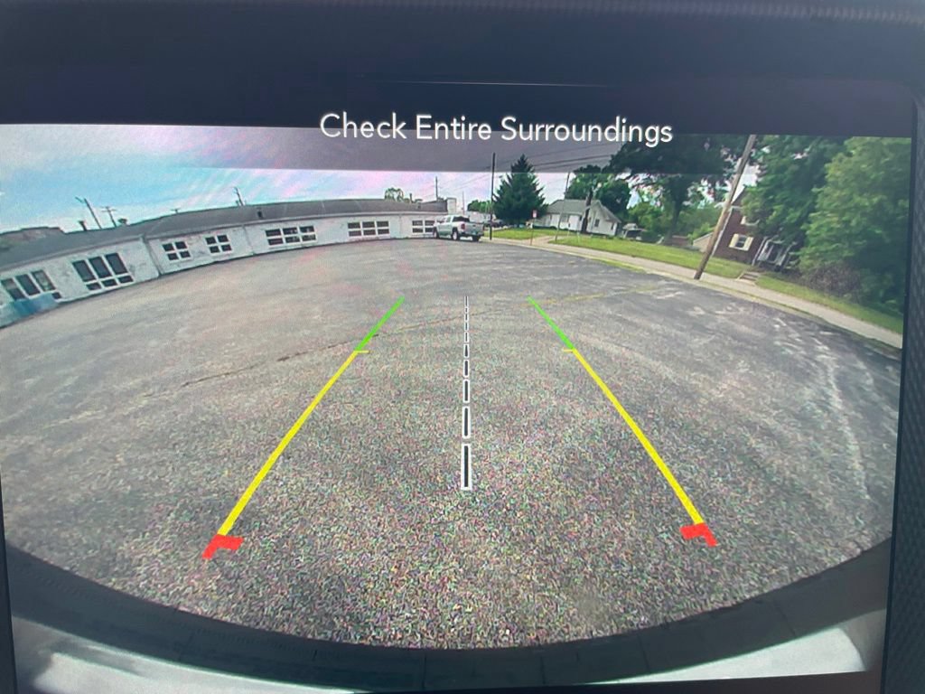 Used 2020 Jeep Wrangler Unlimited Sahara AWD/4WD image 27