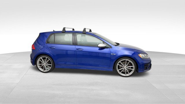Used 2017 Volkswagen Golf R 4-Door AWD/4WD image 9