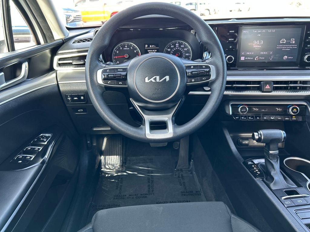 Used 2022 Kia K5 LXS image 9