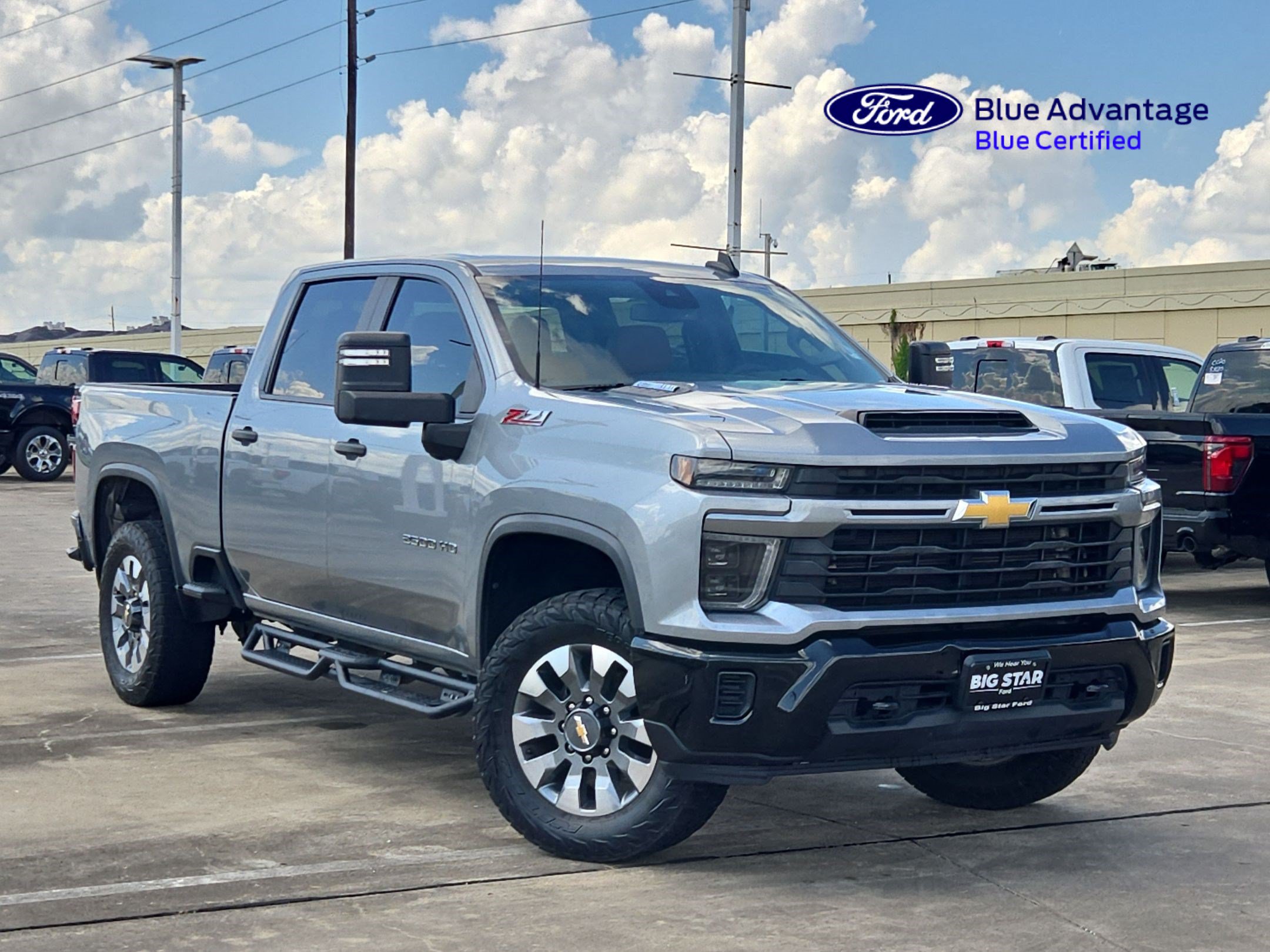 Used 2024 Chevrolet Silverado 2500 Custom w/ Custom Value Package AWD/4WD image 1