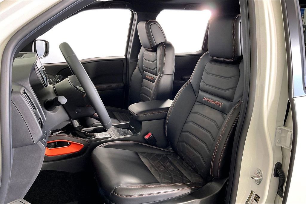 New 2026 Nissan Frontier PRO-4X w/ Pro-4x Convenience Package image 12