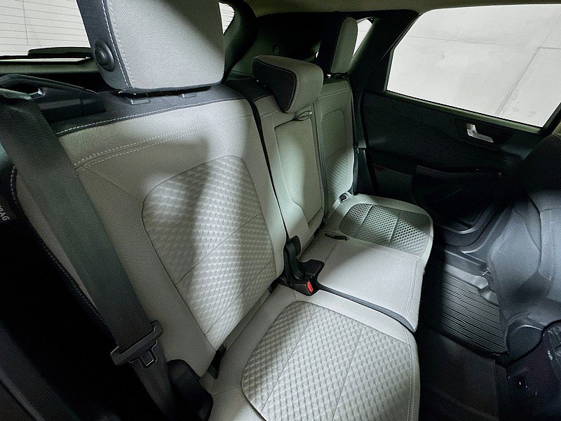 Used 2020 Ford Escape SE image 26