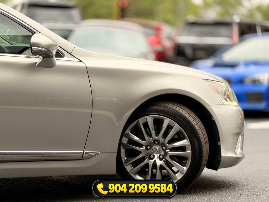 Used 2016 Lexus LS 460 w/ Comfort Package RWD image 6