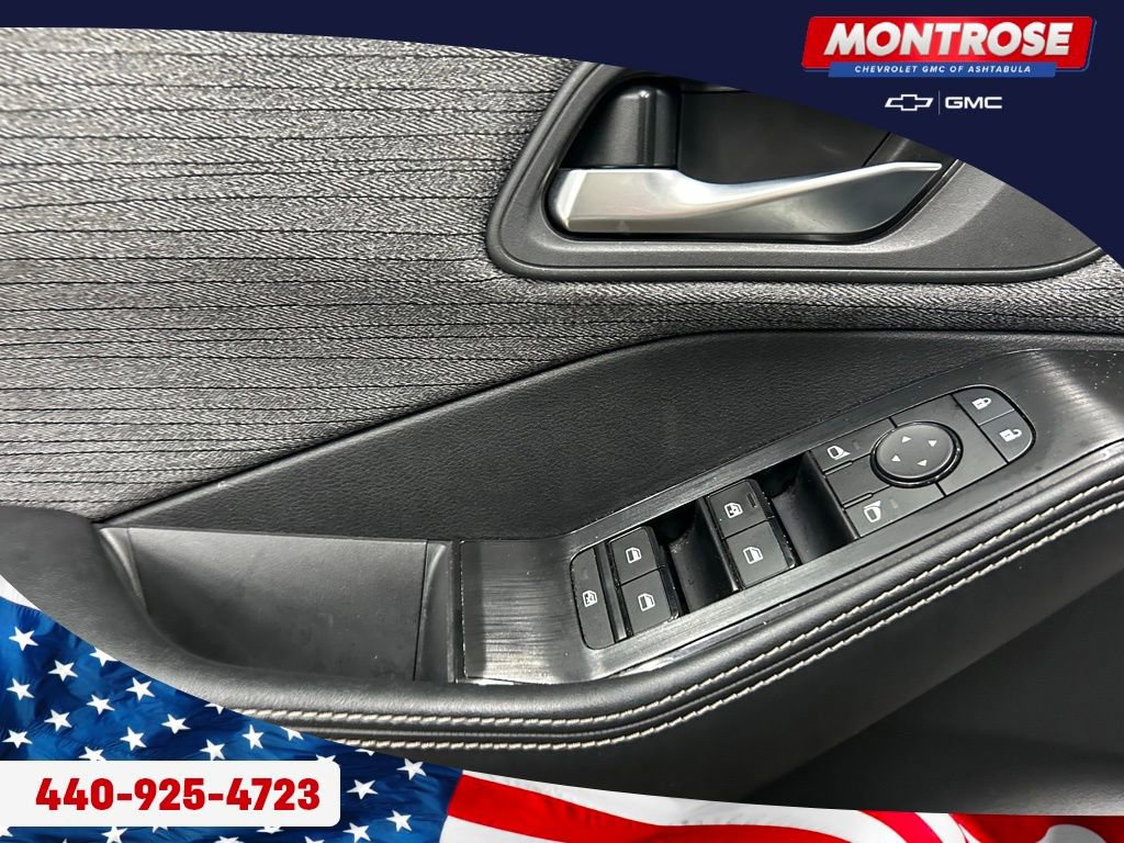 Used 2023 Nissan Rogue SV image 10