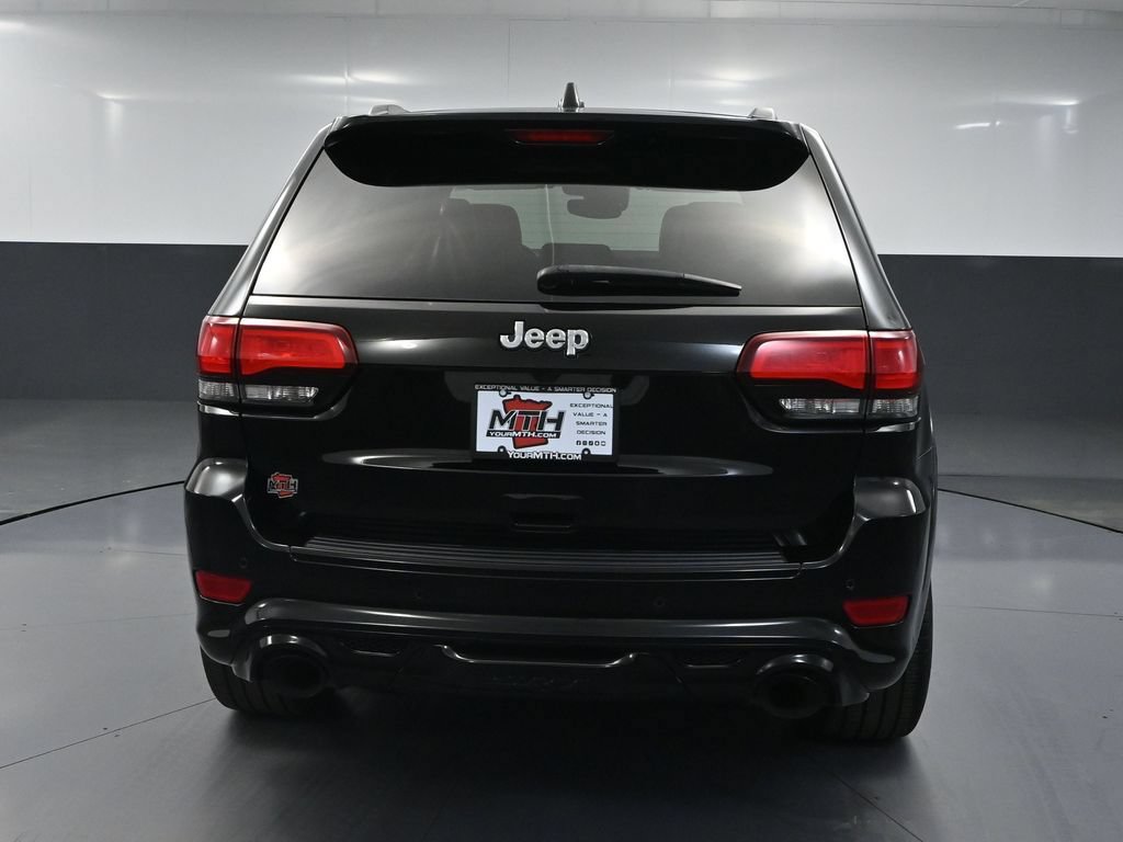 Used 2017 Jeep Grand Cherokee SRT AWD/4WD image 5