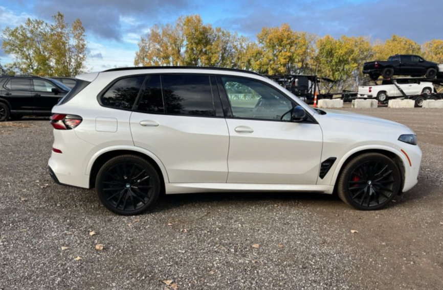 Used 2024 BMW X5 M60i AWD/4WD image 6