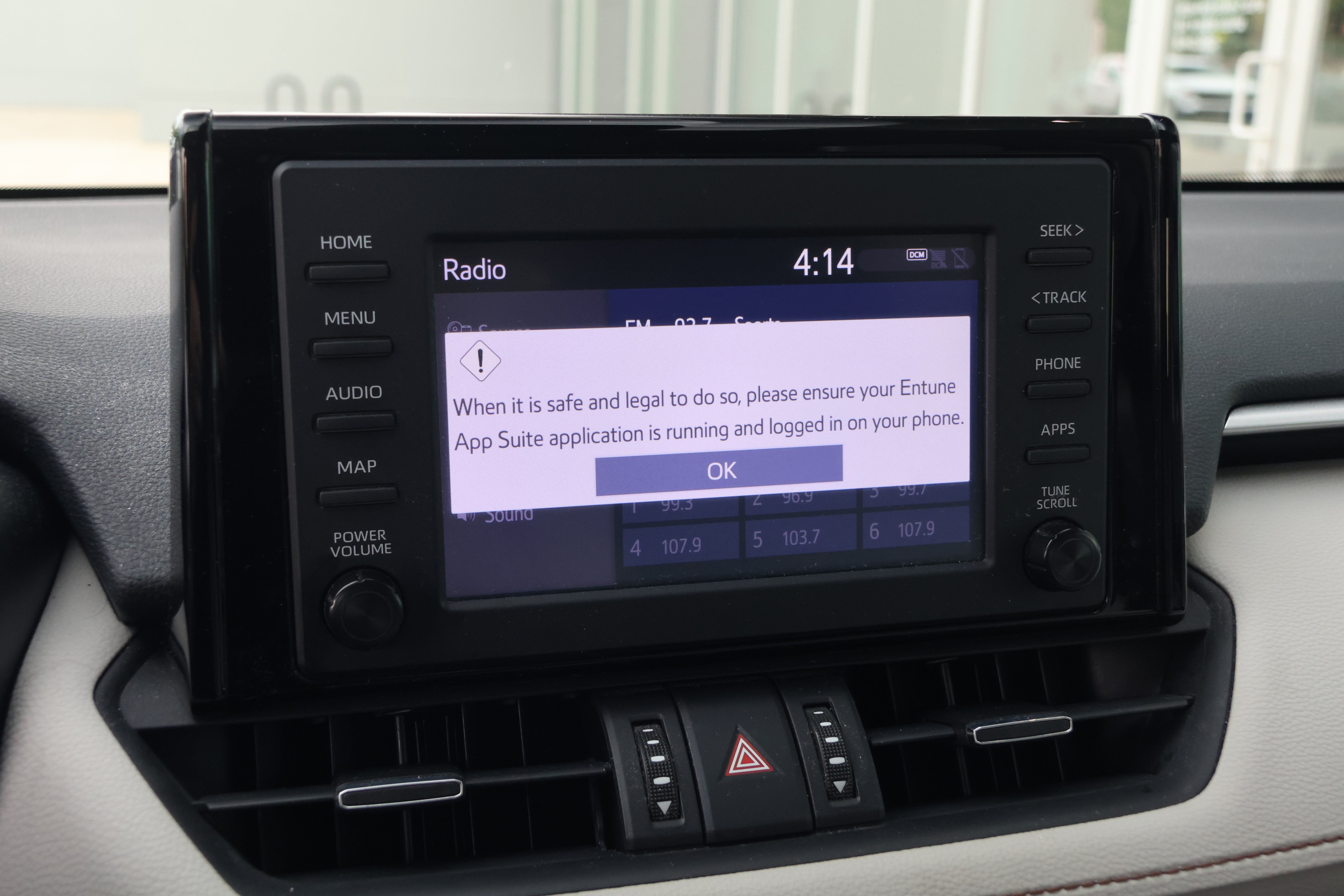 Used 2019 Toyota RAV4 XLE Premium FWD image 23