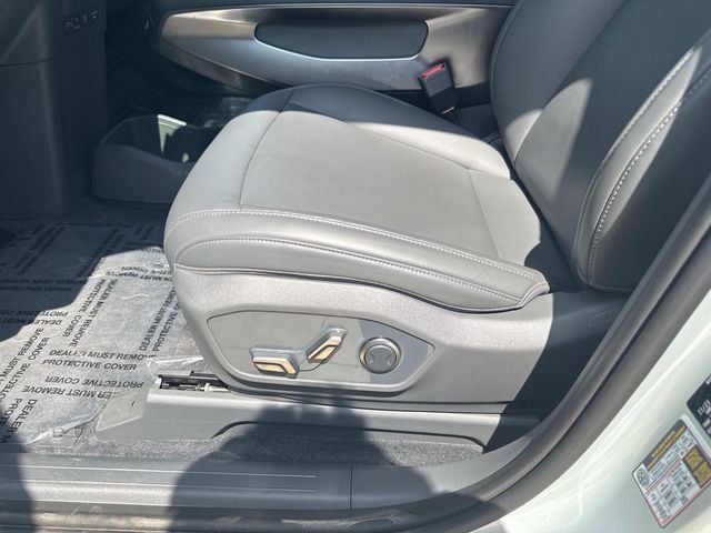 Used 2024 Kia EV9 Light Long Range RWD image 24