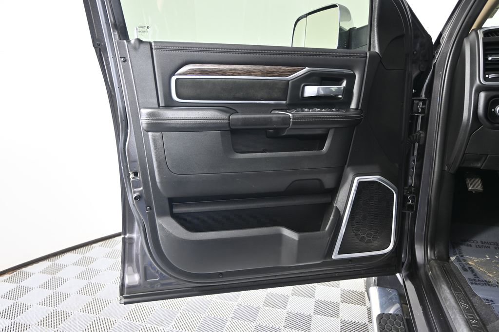 Used 2020 RAM 2500 Laramie AWD/4WD image 19