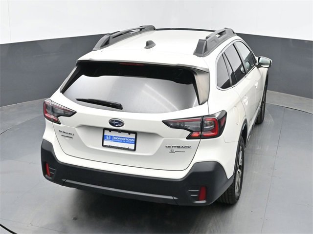 Used 2022 Subaru Outback Premium image 38
