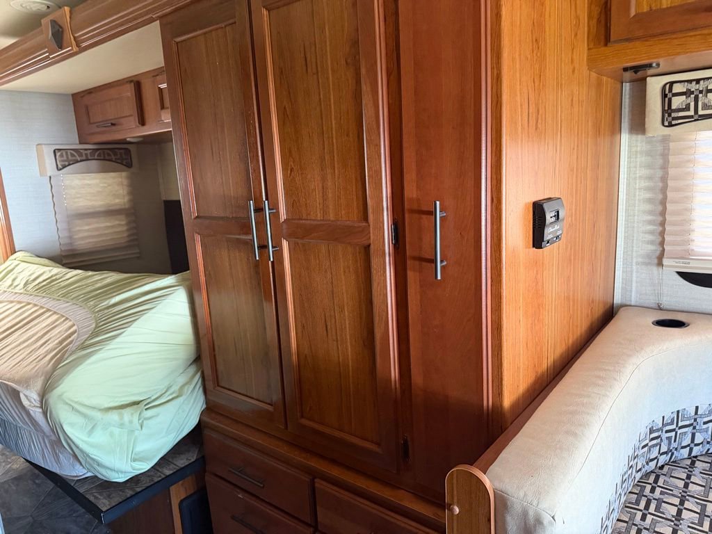 Used 2016 Mercedes-Benz Sprinter 3500 image 35