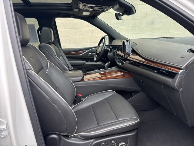 Used 2021 Cadillac Escalade ESV Premium Luxury w/ Driver Assist Tech Package image 25