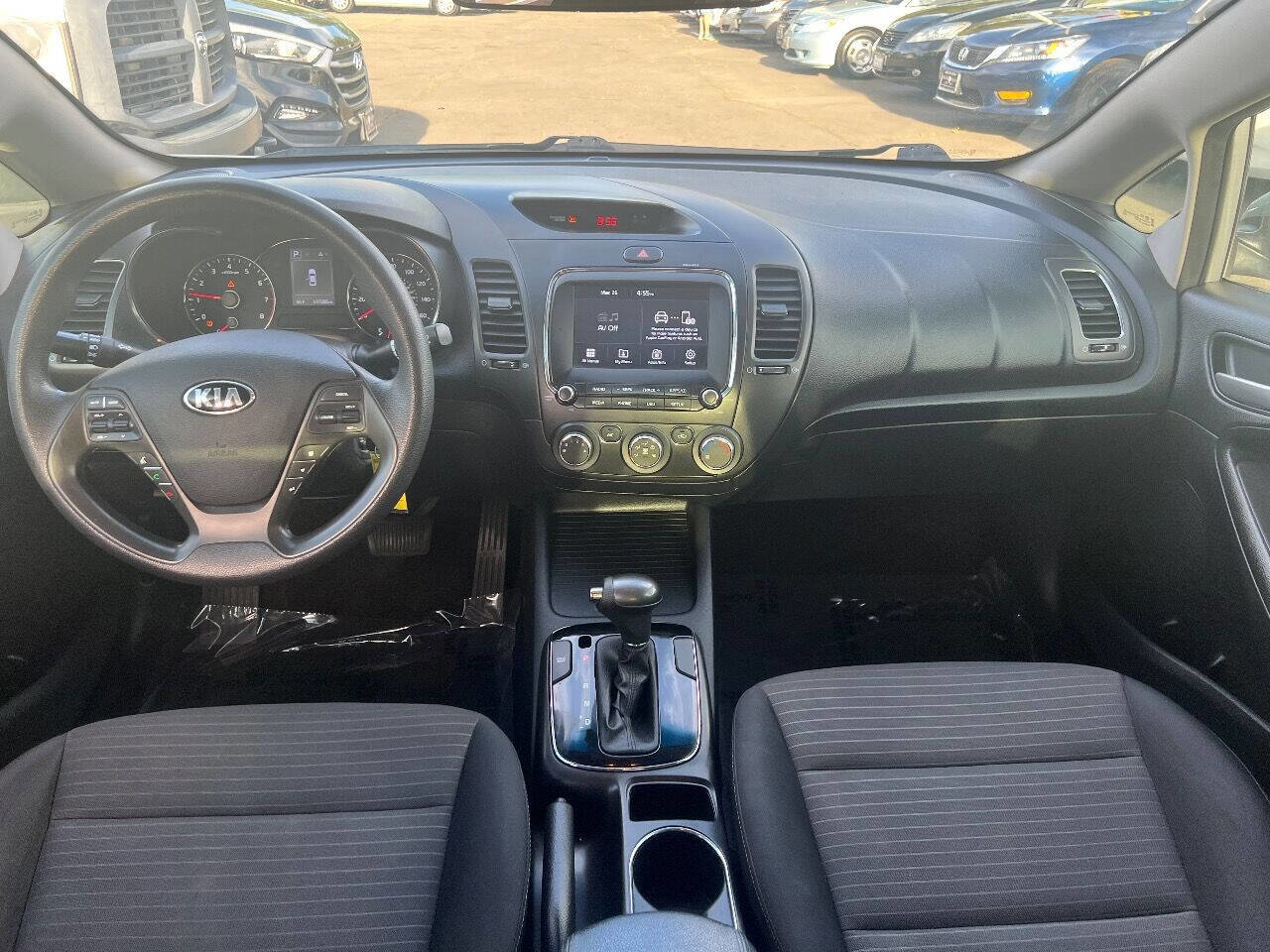 Used 2018 Kia Forte LX w/ LX Popular Package image 12